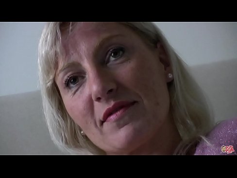 ❤️ 我们所有的母亲性交... 女士,请注意你的行为! ❤️ Porn video﹏﹏