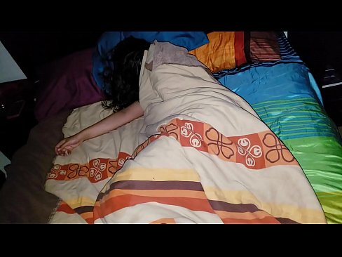 ❤️ 继子在年轻的继母睡觉时责骂她 ❤️ Porn video﹏﹏